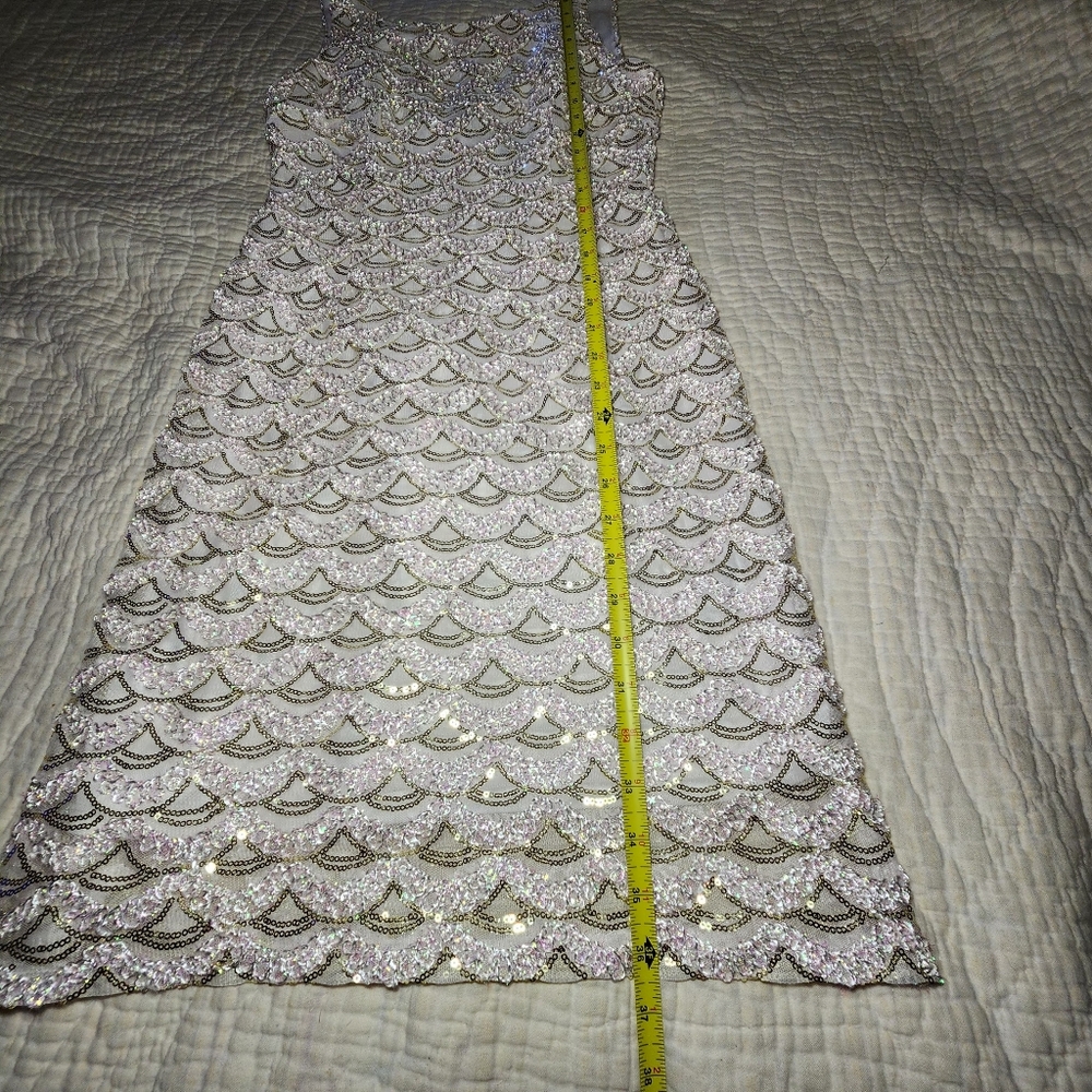Covington Womens Sz 6 White Gold Sequin Cocktail Dress Sleeveless - Picture 4 of 9